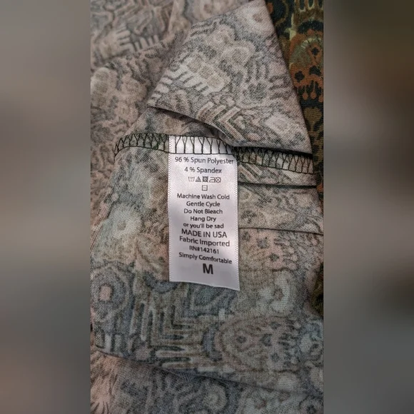 LuLaRoe 70s Themed Green Geometric Ana Maxi Dress Medium NWOT - Picture 3 of 7